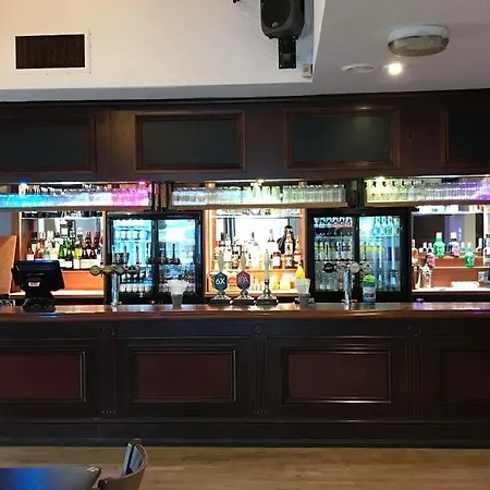 The Riverside 3*
