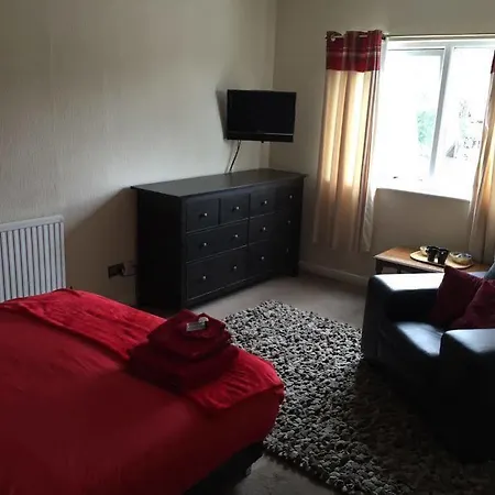 The Riverside 3*