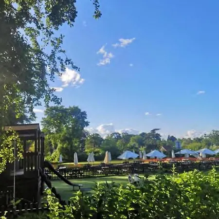 The Riverside 3* Saltford