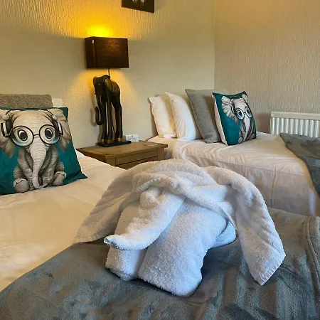 The Riverside 3* Saltford
